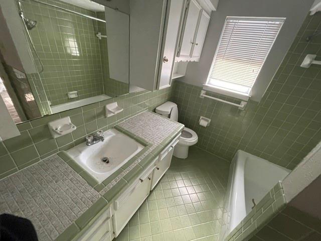 Marin Way - Residential Income