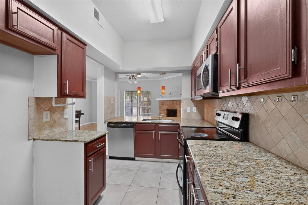 Quorum View Condo - Residential