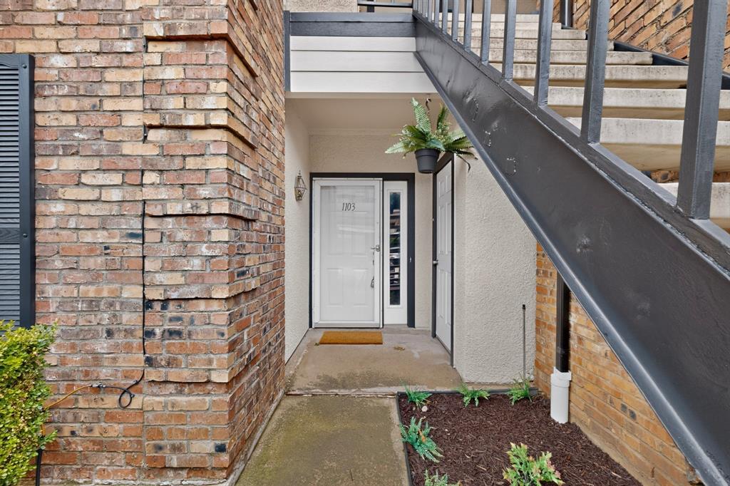 Quorum View Condo - Residential