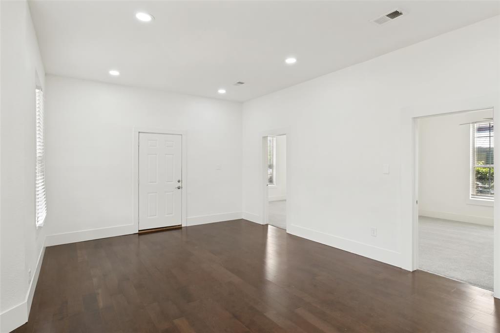 Dallas Land & Loan 03 - Residential