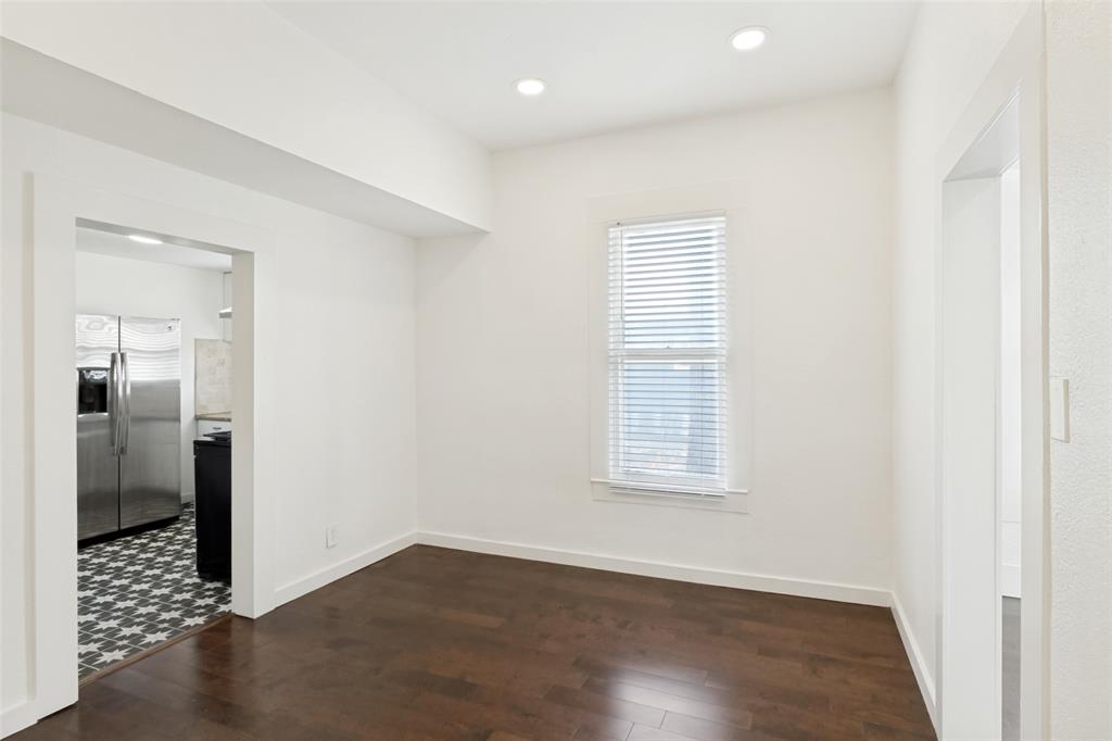 Dallas Land & Loan 03 - Residential