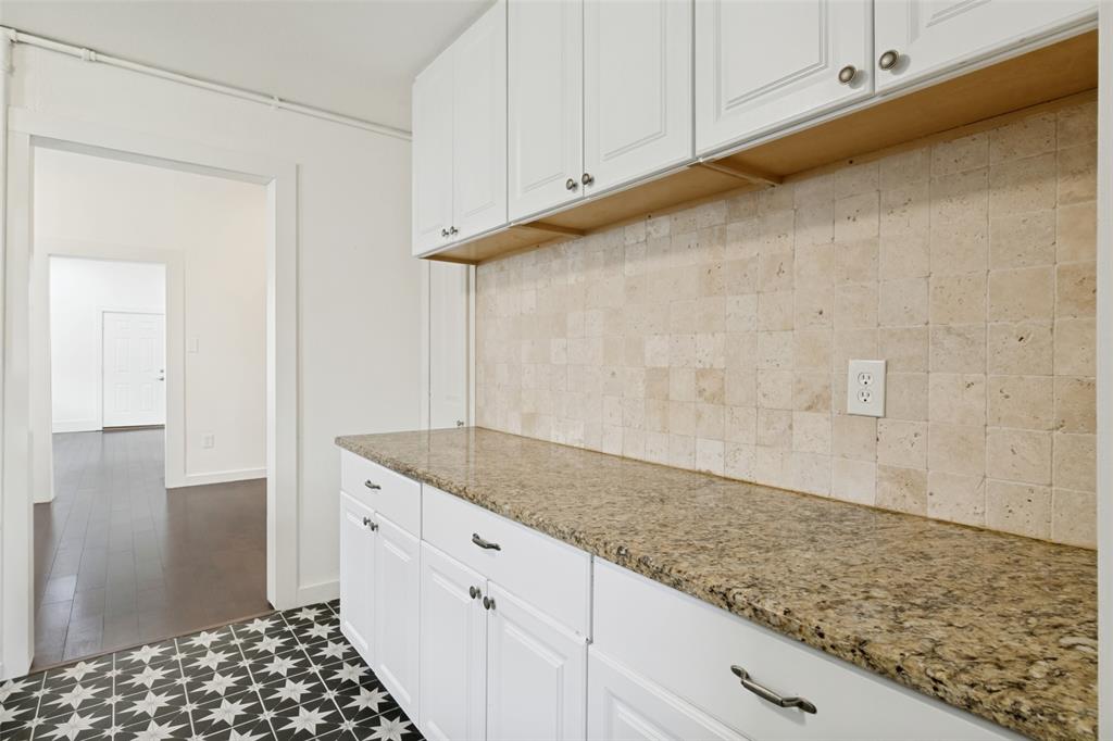 Dallas Land & Loan 03 - Residential