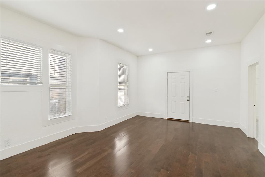Dallas Land & Loan 03 - Residential