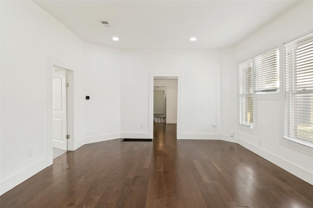 Dallas Land & Loan 03 - Residential