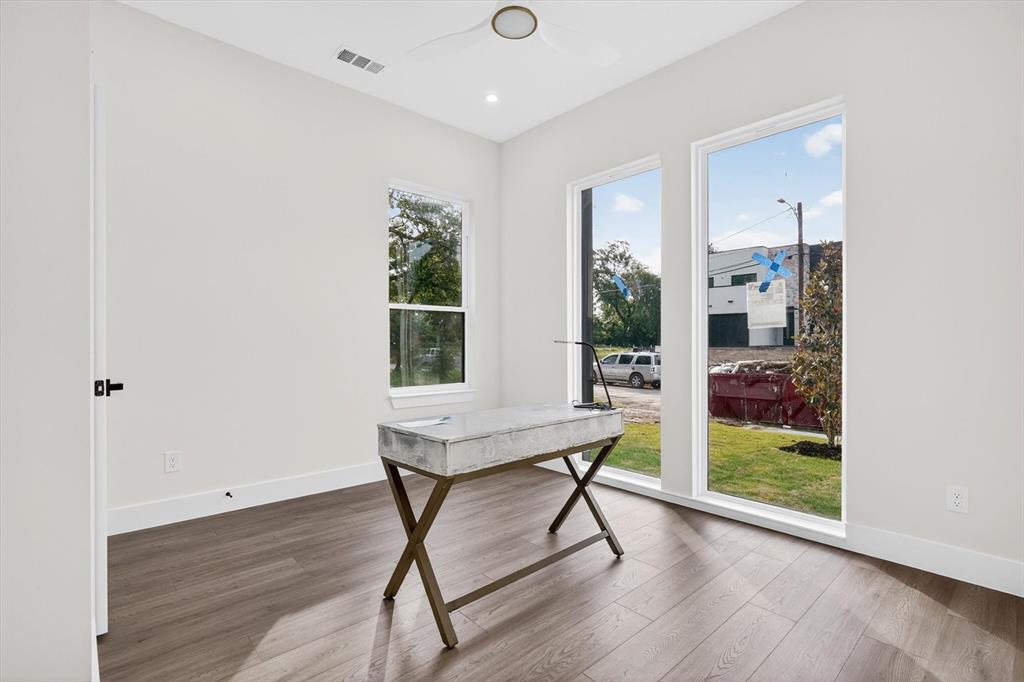 ERVAY TERRACE - Residential