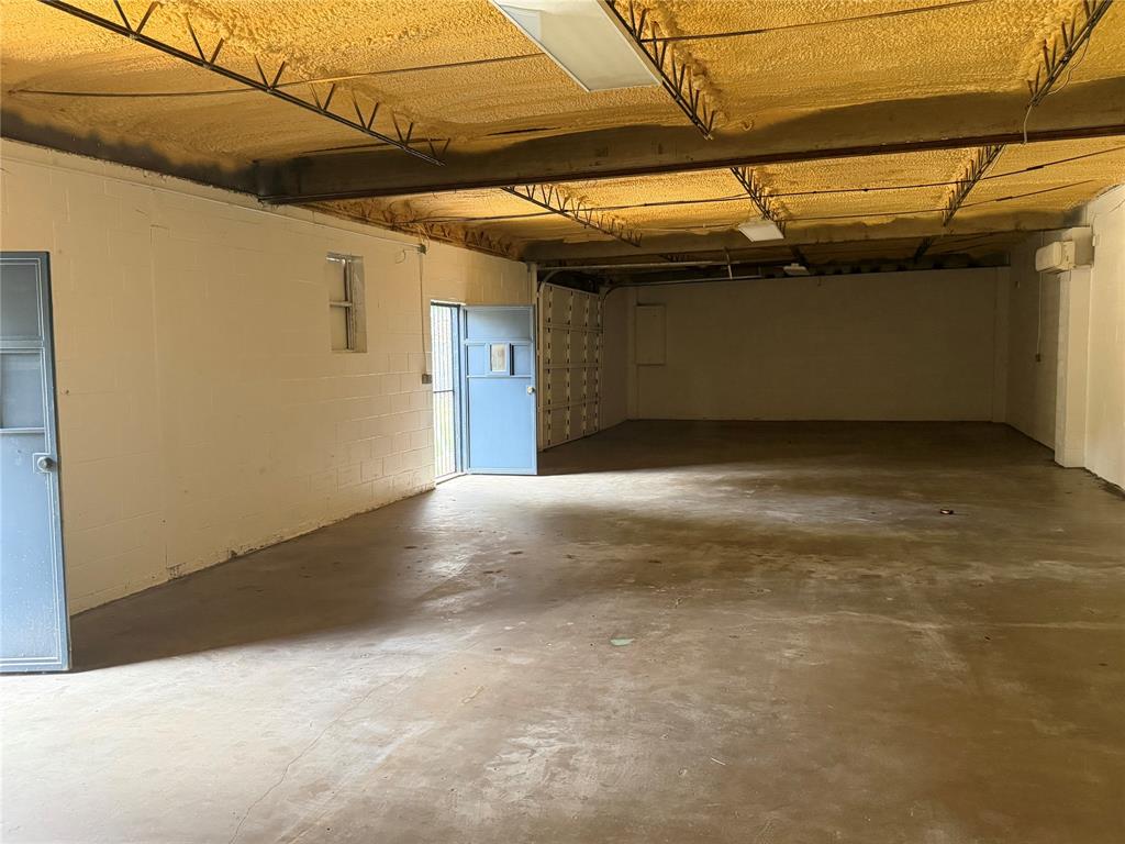 Trinity Heights Add - Commercial Sale