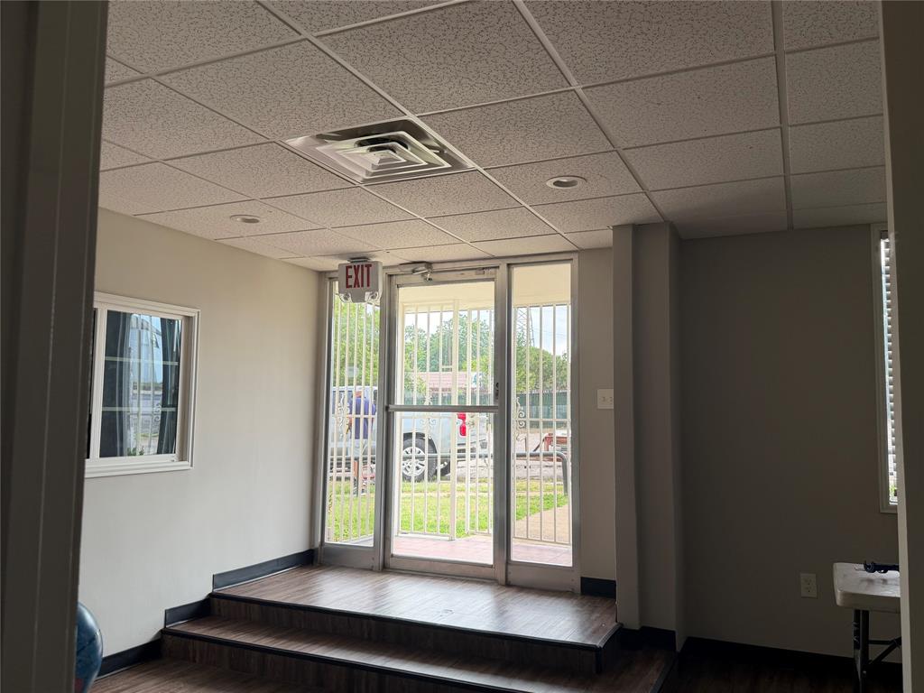 Trinity Heights Add - Commercial Sale