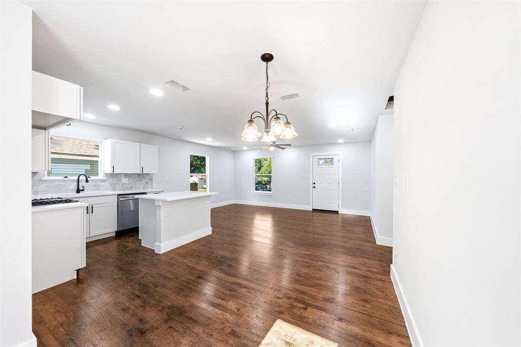 Bluebonnet Lawn - Residential