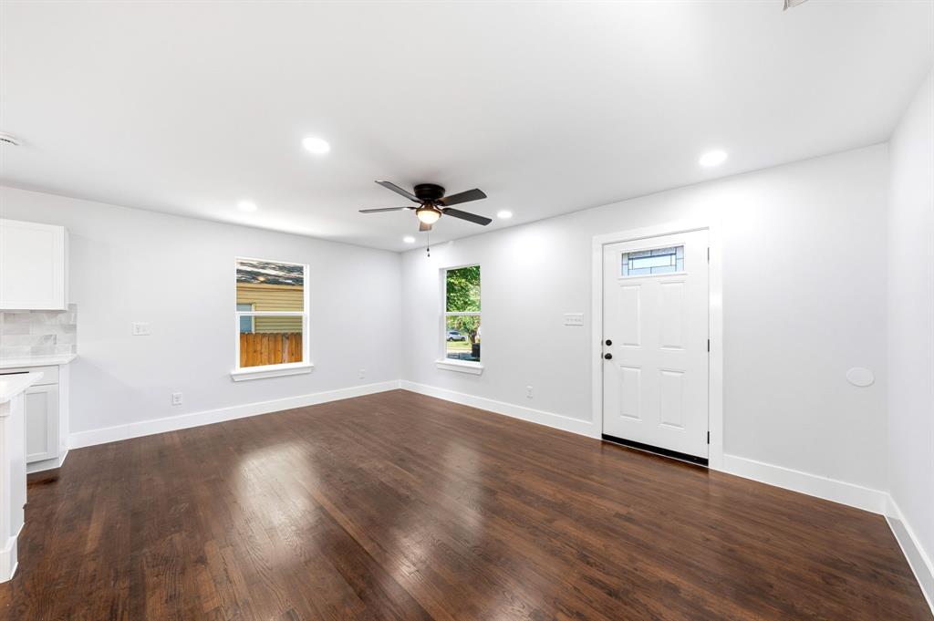 Bluebonnet Lawn - Residential