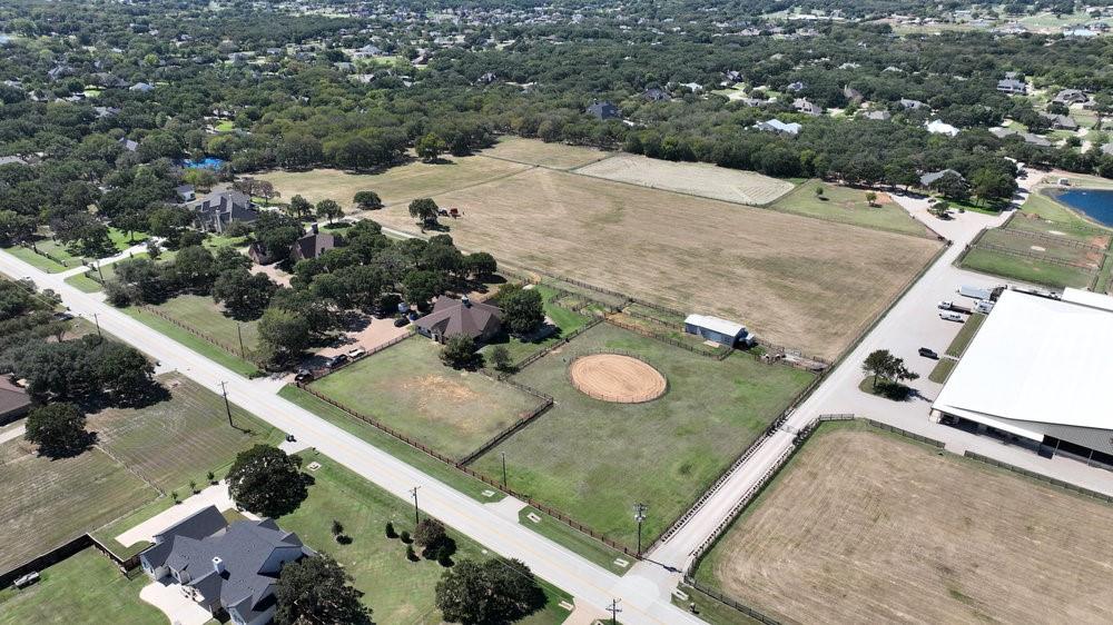 Sc White - Farm