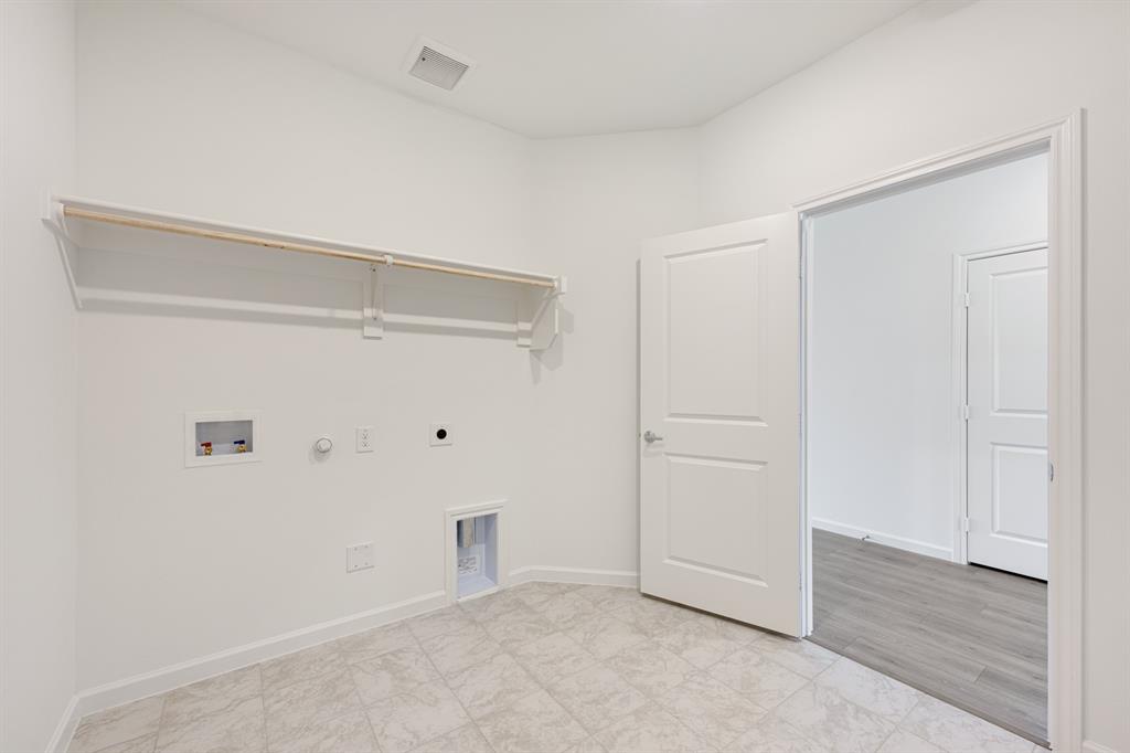Hulen Trails Elements - Residential
