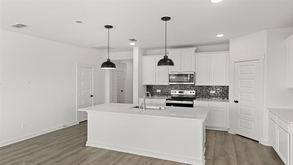 Country Hollow - Residential