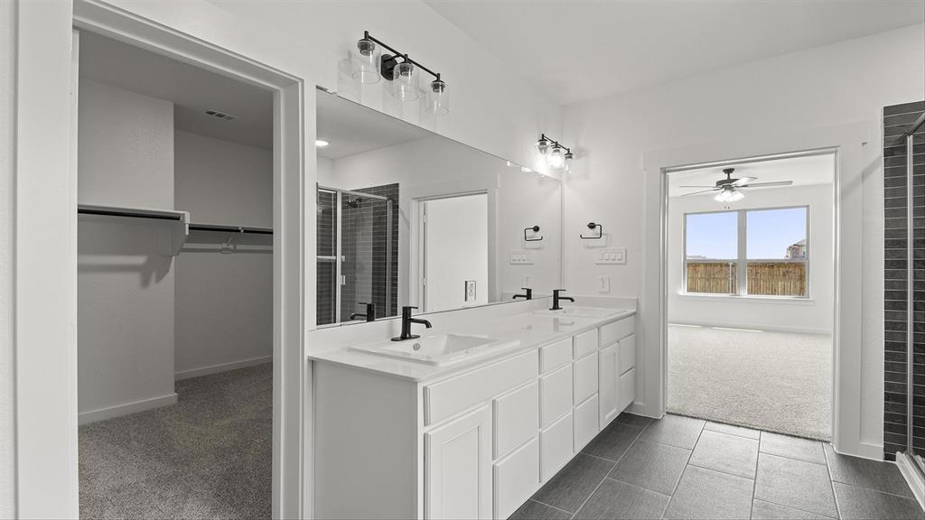 Country Hollow - Residential