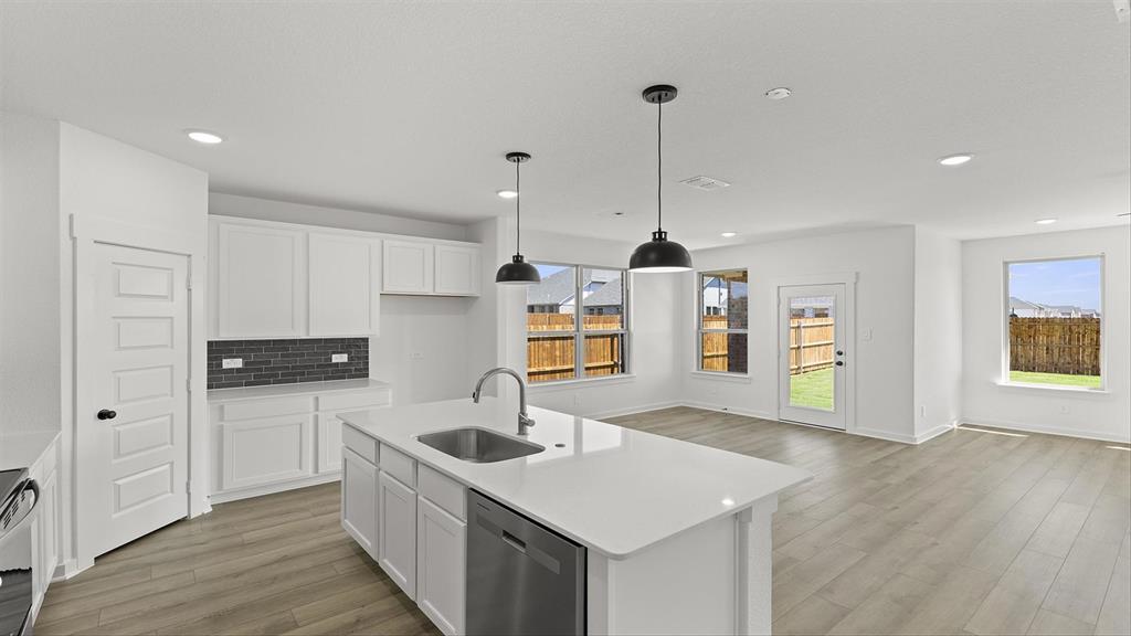 Country Hollow - Residential