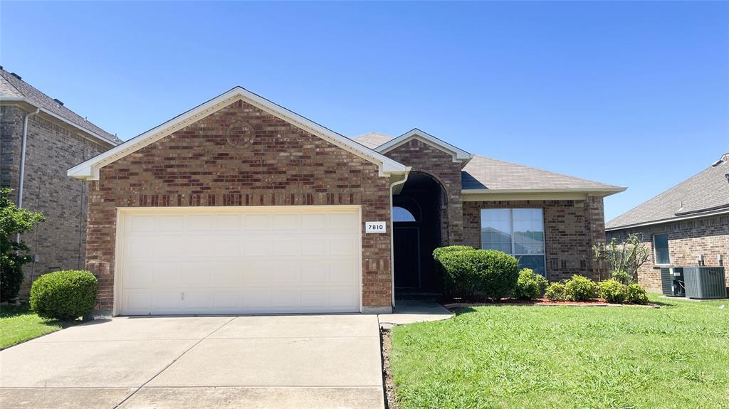 Elegantly renovated four-bedroom, two-bathroom home in the Mansfield ISD by D.R. Horton. Great area with easy access to shopping and freeways 360 and 287. Delightful paint, exquisite laminated wood flooring, and an abundance of windows with 2-inch blinds. Absence of carpet! The living area is expansive and features a comfortable corner gas log-burning fireplace. An open layout with a living room, kitchen, and dining area. A covered patio and a sizable backyard. The residence is situated on a cul-de-sac with access to walking and bicycling trails and overlooks Misenhimer Park. Essential to See! Includes roof (year 2024), sprinkler system, ceiling fans, and community pool, playground. Must see!