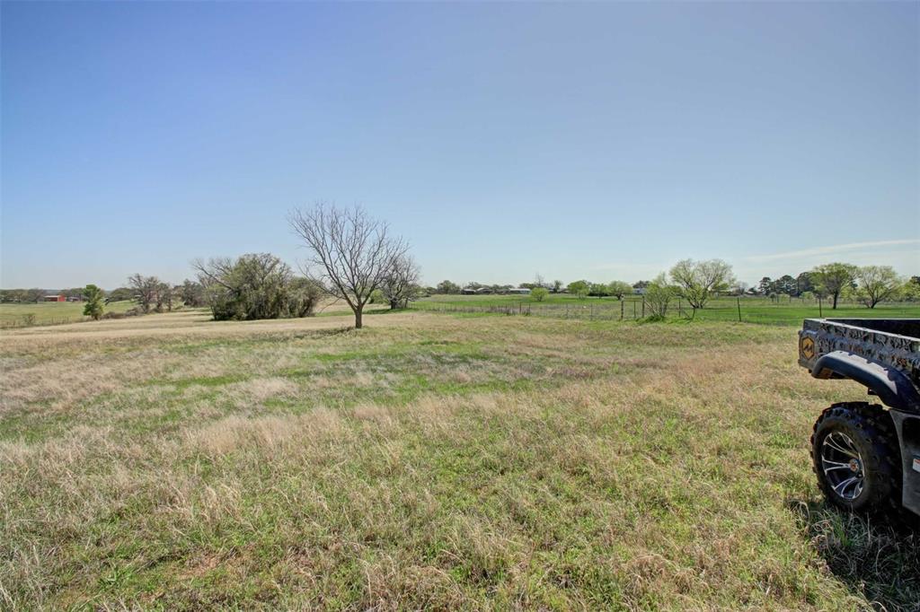 ACRES: 1.000 ABST: 2156 SURVEY: PIERCE D E TR: BLK - Residential