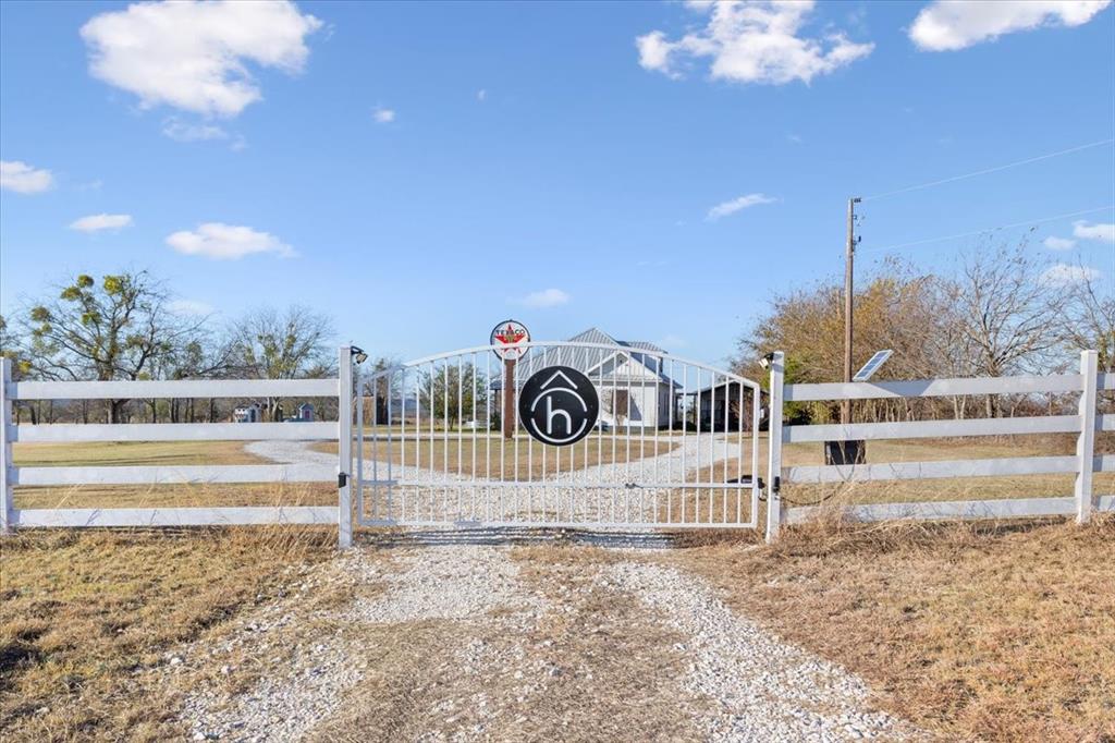 Andrew H Long Surv A-472 - Residential