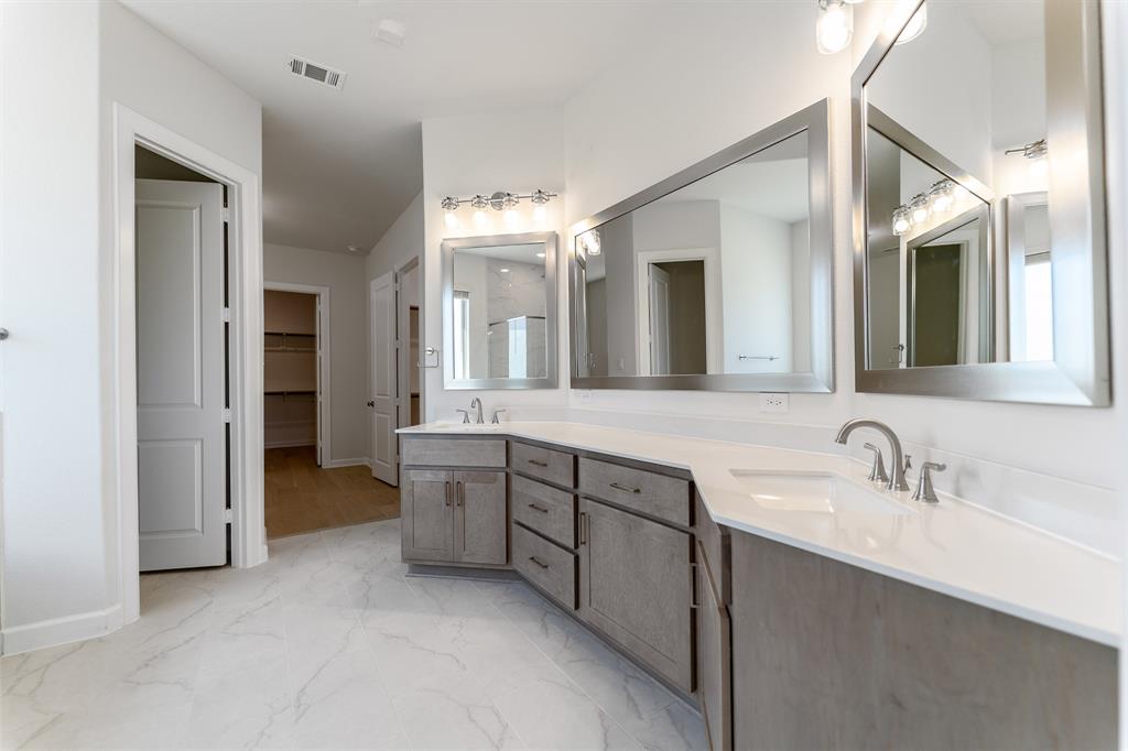 Heath Golf & Yacht Club - Residential