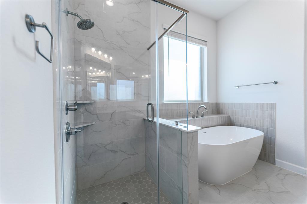 Heath Golf & Yacht Club - Residential