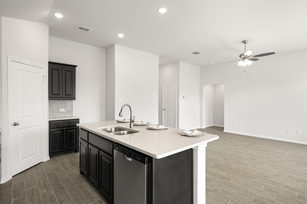Terra Vella - Residential