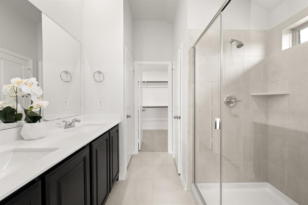 Terra Vella - Residential