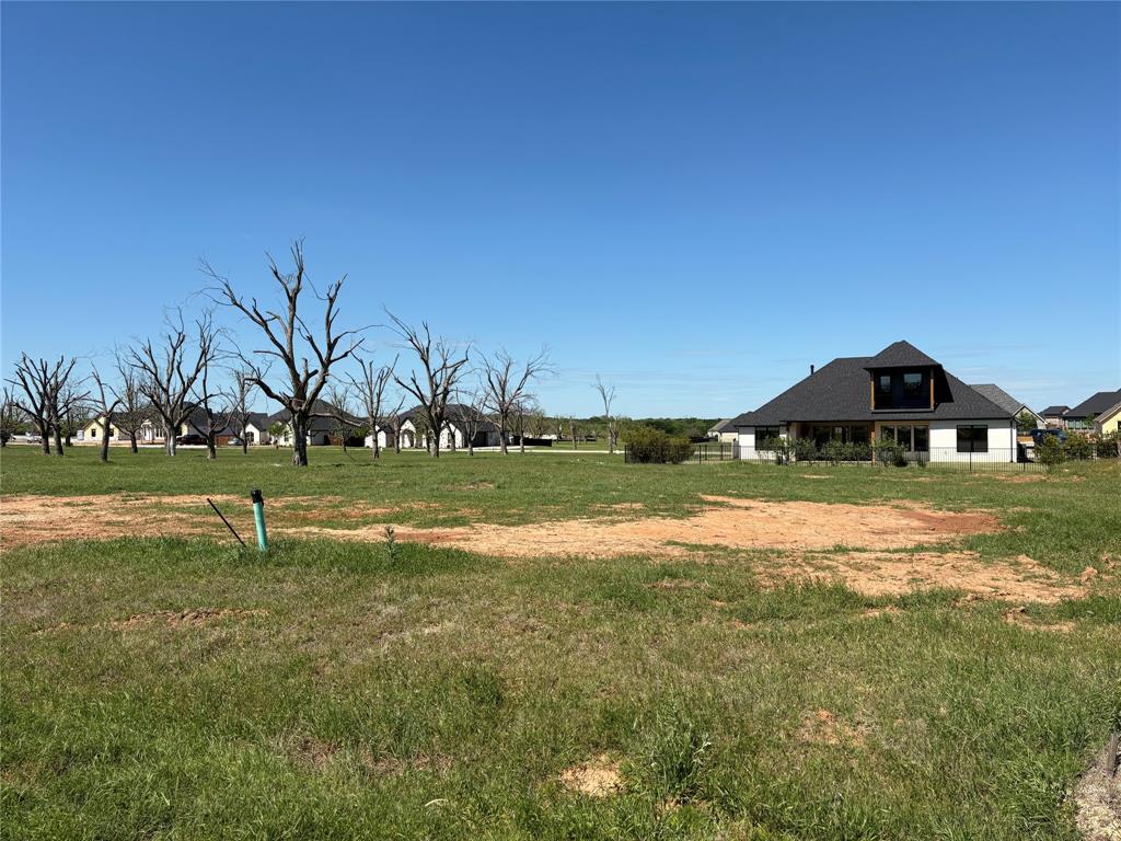 Great easily buildable lot in Pecan Plantation. Trees cleared and ready to begin work! All utilities in place, ready to tap in!