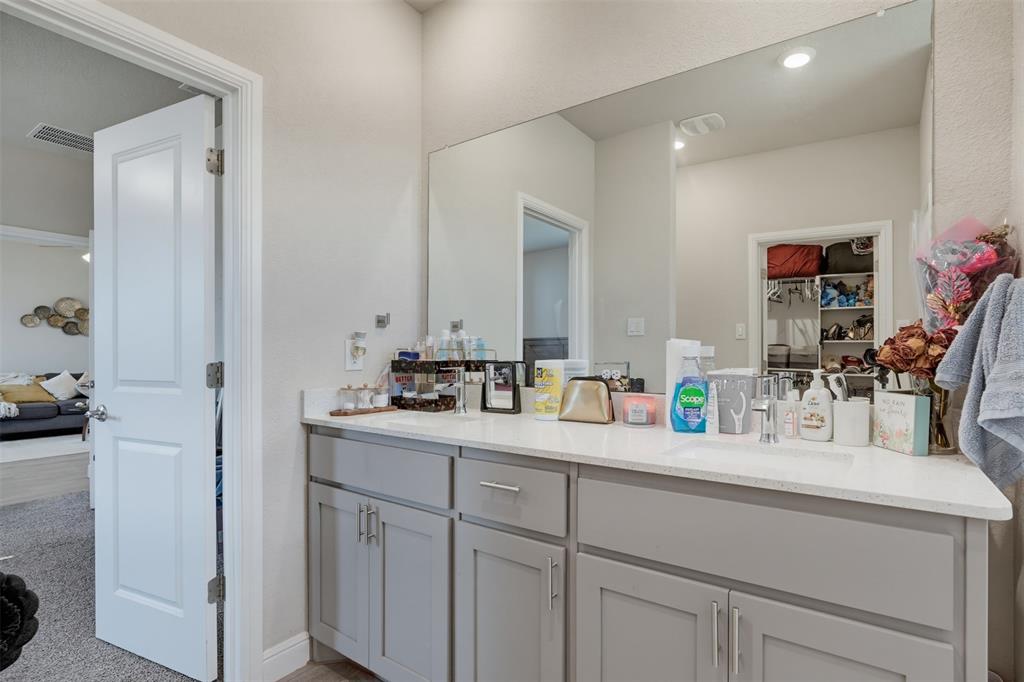 Trails Elizabeth Crk - Residential