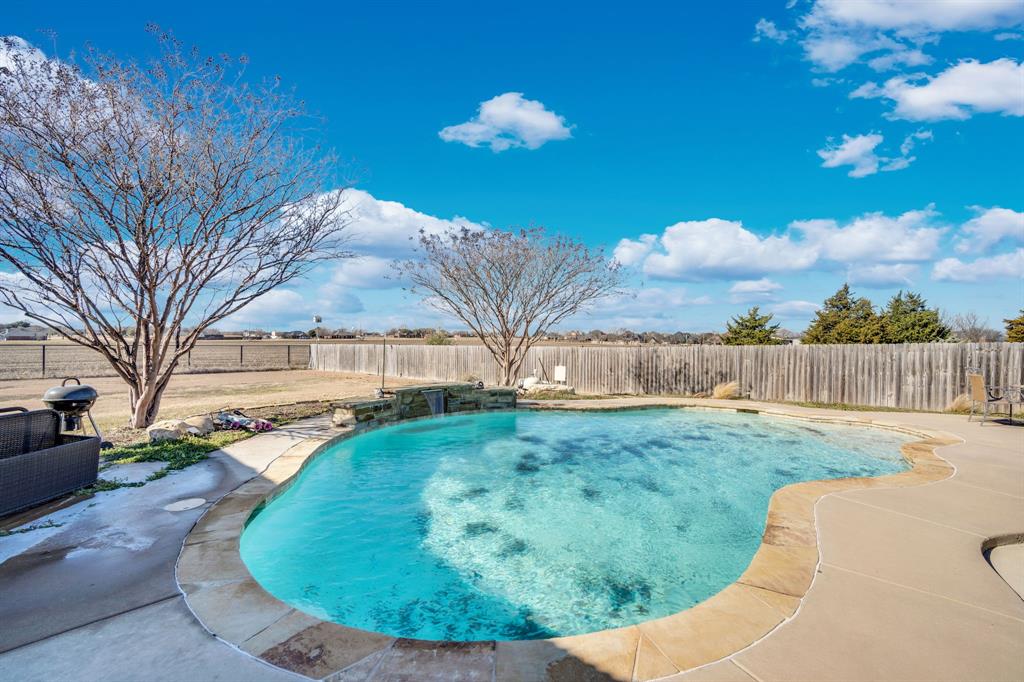 LA VISTA ESTS PH2 .762 AC - Residential