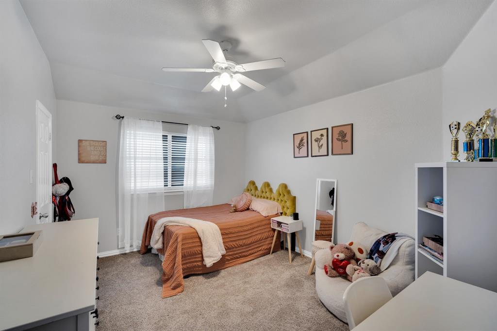 LA VISTA ESTS PH2 .762 AC - Residential