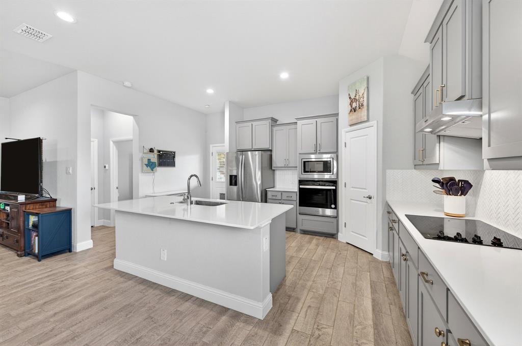Dove Creek - Residential