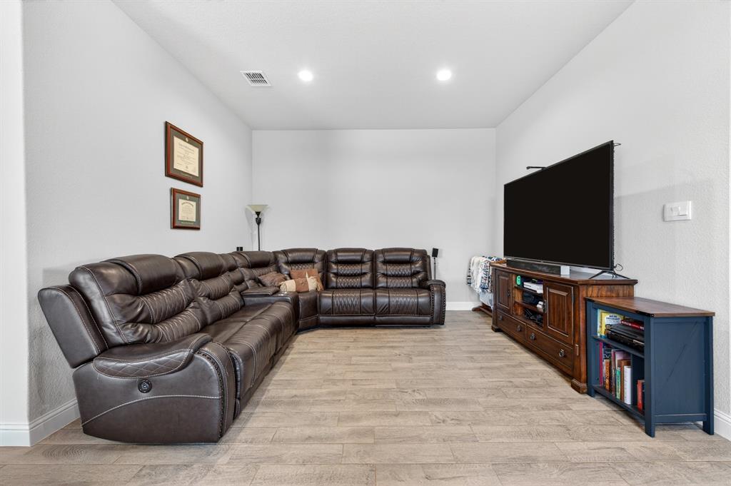Dove Creek - Residential