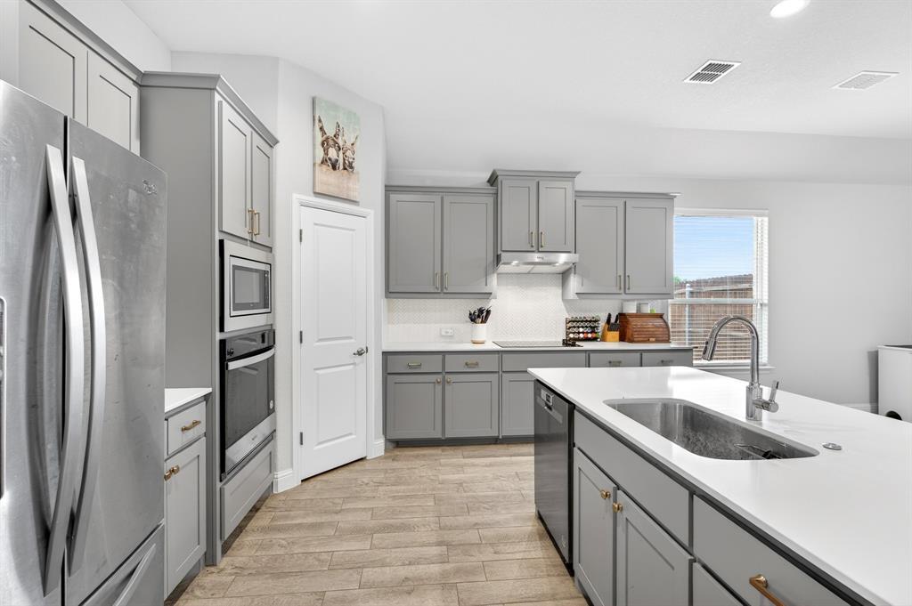 Dove Creek - Residential