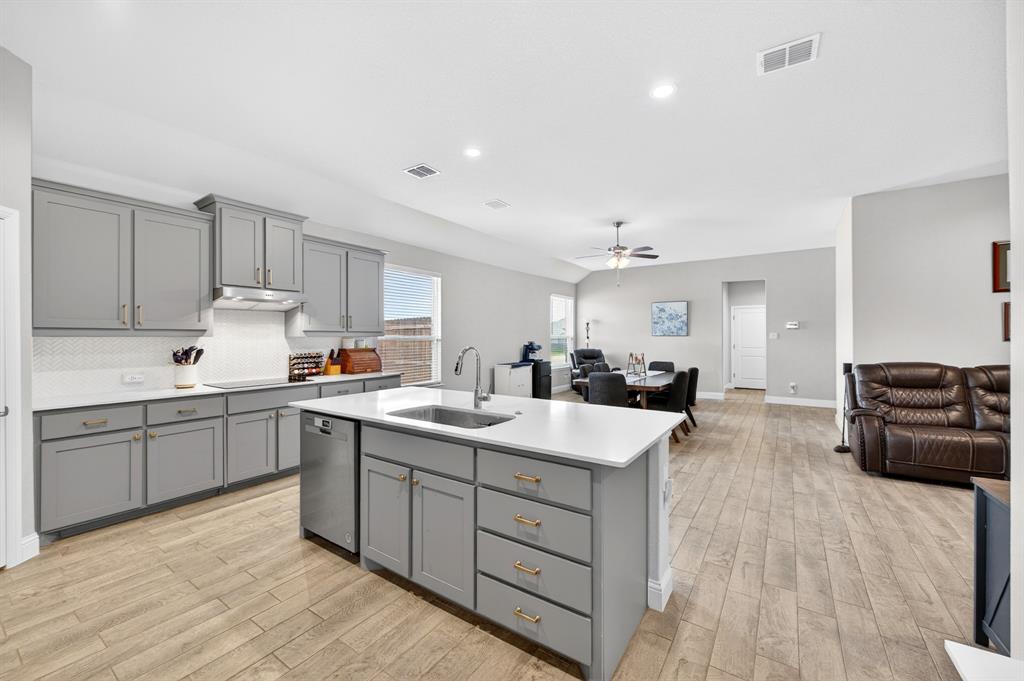 Dove Creek - Residential