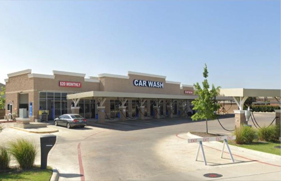 Express  car wash boasts an incredible location. Safe Spin Car
Wash is on Foster Rd, just off of State Hwy 78 (which
saw an AADT count of nearly 48,500 cars in 2021).
Moreover, this property is no more than a half-mile
from the interchange with PGBT, and just under a mile
away from Firewheel Town Center.