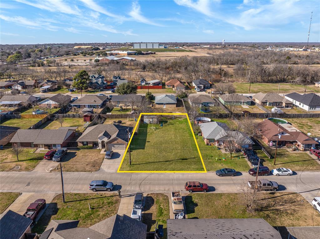 Located at 2000 Melody Circle in Kaufman, Texas, this vacant lot offers an excellent opportunity to build in a highly desirable and rapidly growing area. Situated near I-20, the property provides convenient access to major highways, making commuting to Dallas and surrounding cities easy and efficient.

The lot is just minutes from shopping centers, dining options, medical facilities, and a nearby hospital, offering both convenience and long-term value. With ongoing growth and development in Kaufman, this is an ideal location for a custom home or future investment.

Whether you’re a builder, investor, or buyer looking to design your dream home, this property offers a prime location with strong surrounding amenities and accessibility. Don’t miss the chance to secure land in an area where development continues to thrive.
