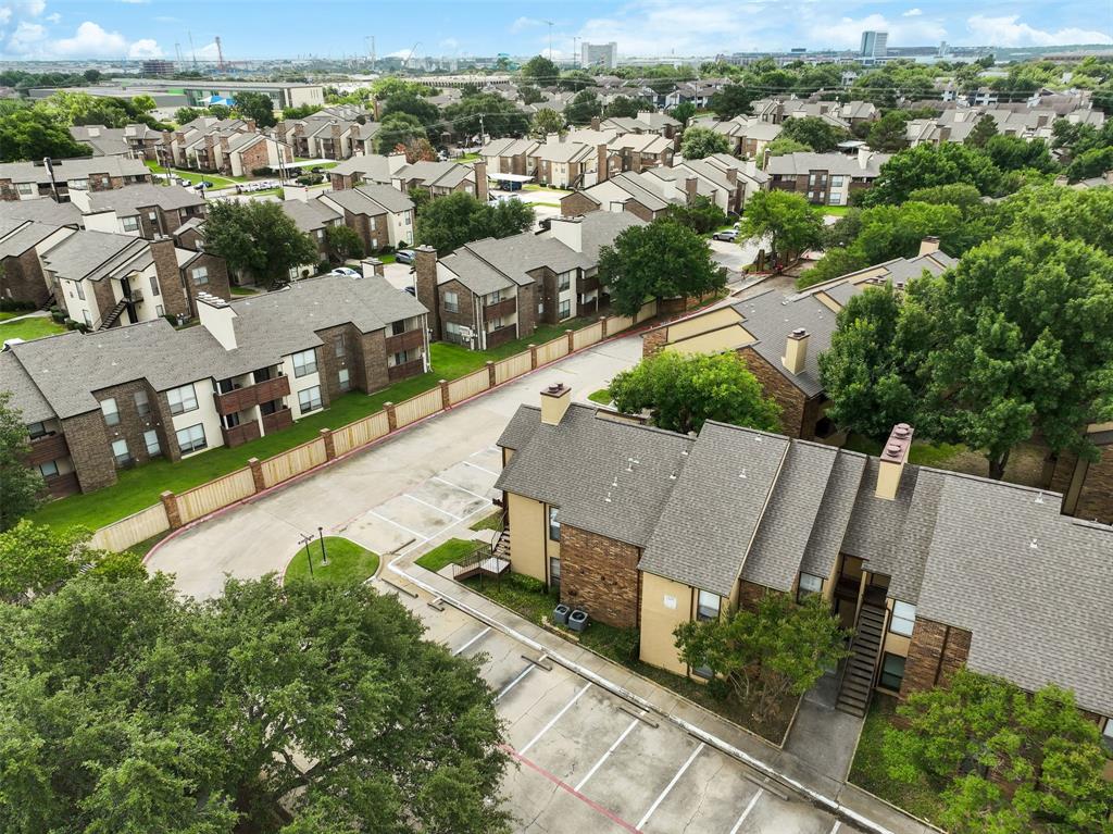 Cloisters Condo The - Residential