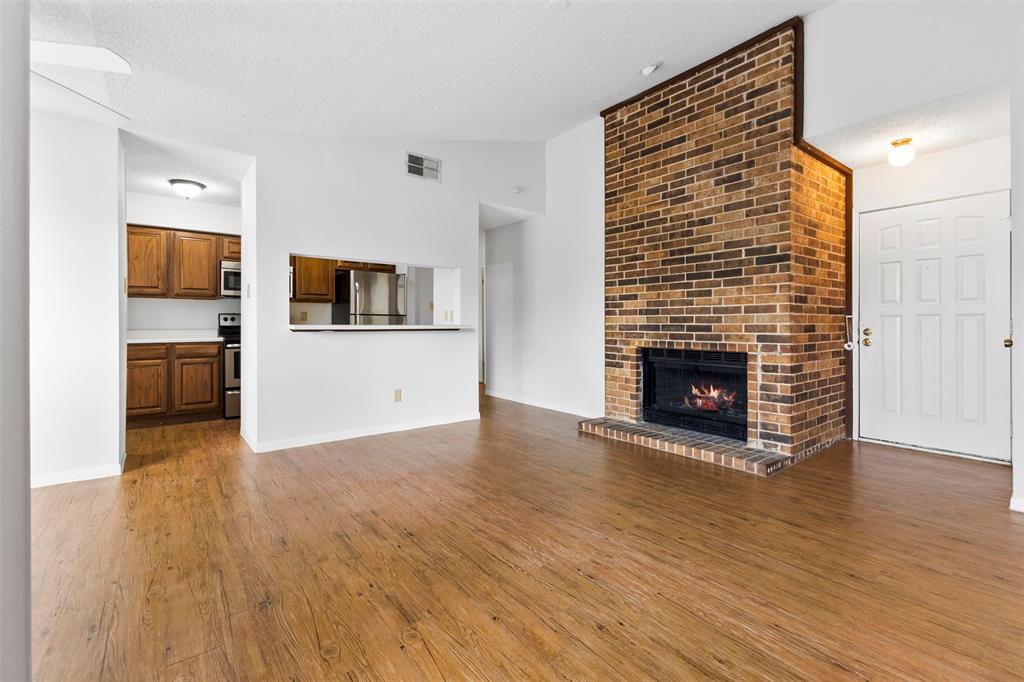 Cloisters Condo The - Residential