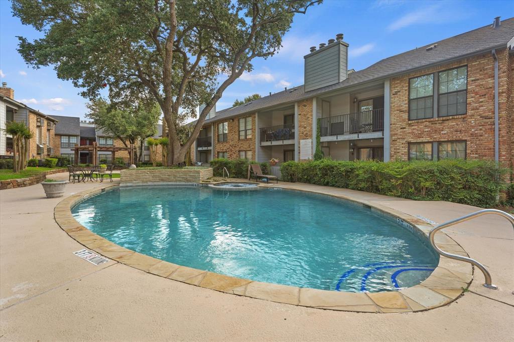 LOCATION, LOCATION, LOCATION!  
Situated in one of North Dallas’ most vibrant and desirable areas, this well-maintained two-bedroom, two-bath condominium offers unbeatable convenience and versatility.
Just minutes from Addison, the Galleria, the Dallas North Tollway, and LBJ Freeway, this property sits in the heart of one of DFW’s strongest business and entertainment corridors.
This condo is perfect for a variety of uses:
Corporate housing in one of DFW’s most active business hubs
Long-term rental investment with strong demand
Primary residence with exceptional access to everything North Dallas offers
Short-term rental opportunity in a high-traffic, high-convenience area
The community features great amenities and a well-kept building, making this an excellent opportunity for owners and investors alike.