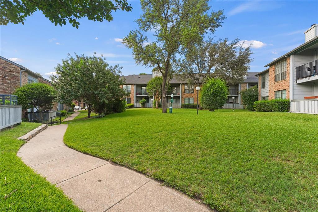 Preston Bend Village Condos - Residential
