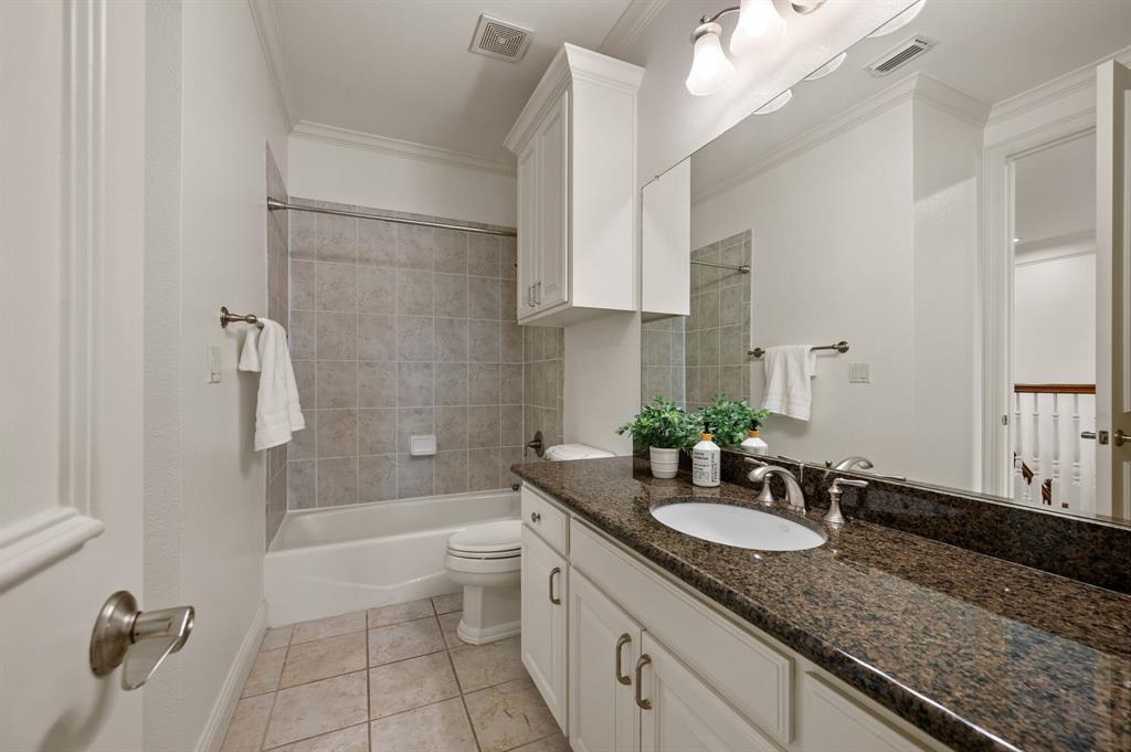Southlake Town Square Brownsto - Residential