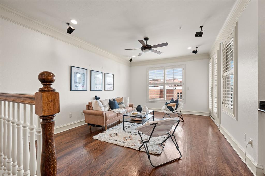 Southlake Town Square Brownsto - Residential