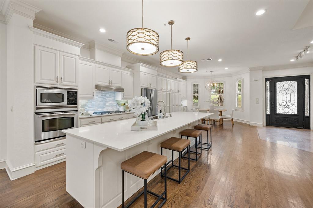 Southlake Town Square Brownsto - Residential