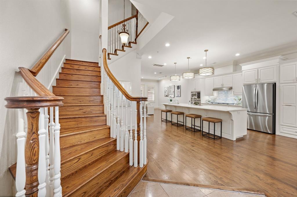 Southlake Town Square Brownsto - Residential