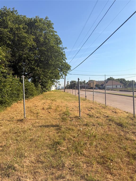 Investor special! Rare opportunity to purchase a vacant lot in the growing Dallas area. P1935 pargitt Ave offering endless potential for new construction, investment, expansion, or redevelopment. Conveniently located near major highways, Downtown Dallas, shopping, dining, and entertainment. Utilities nearby. Drive by anytime to view the vacant lot. Occupied home on adjoining parcel also for sell requires 24-hour notice and confirmed appointment before showing. Great opportunity for builders, investors, or buyers looking to create their vision.