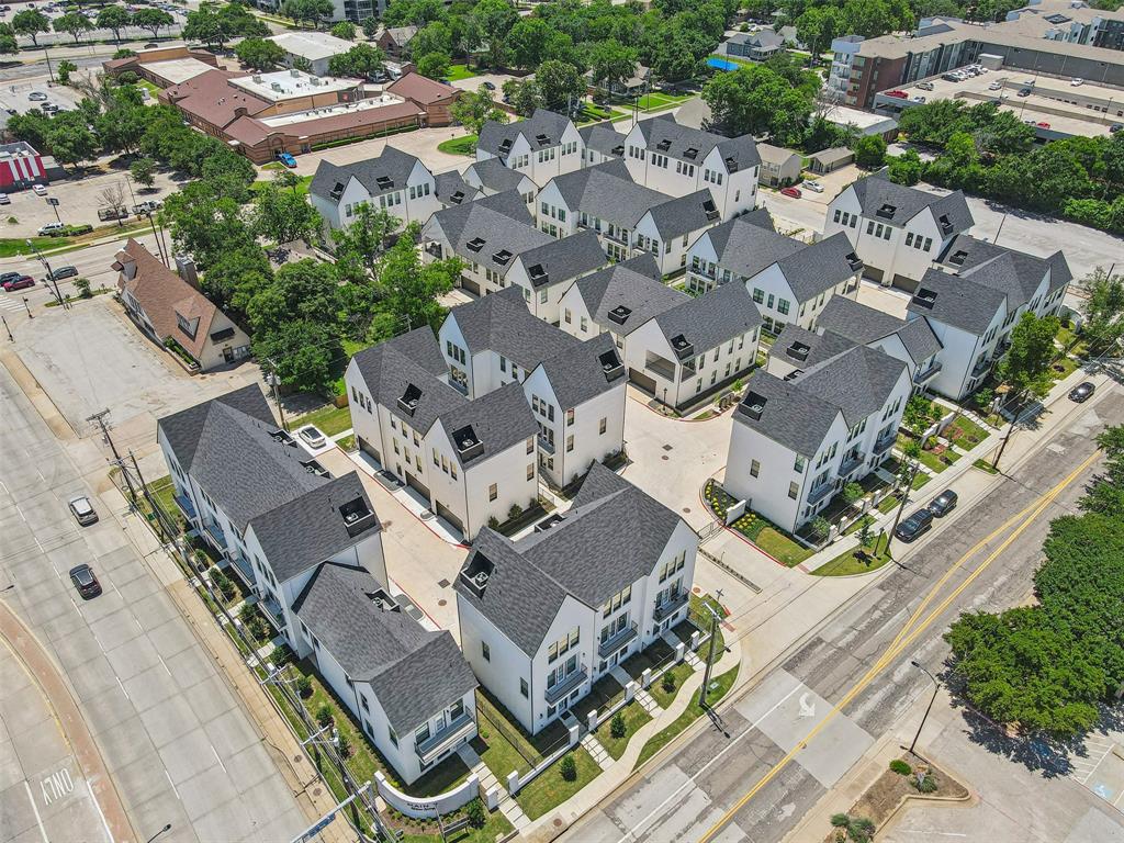 Main 7 Twnhm Add - Residential