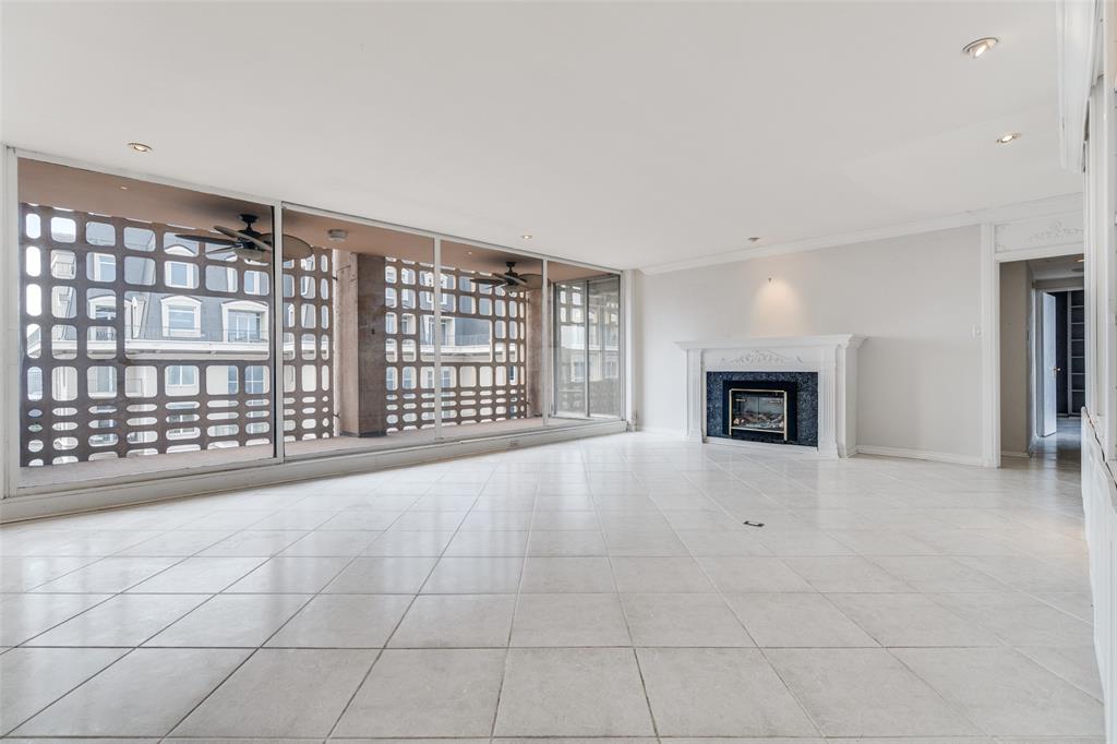 Condo 3525 - Residential