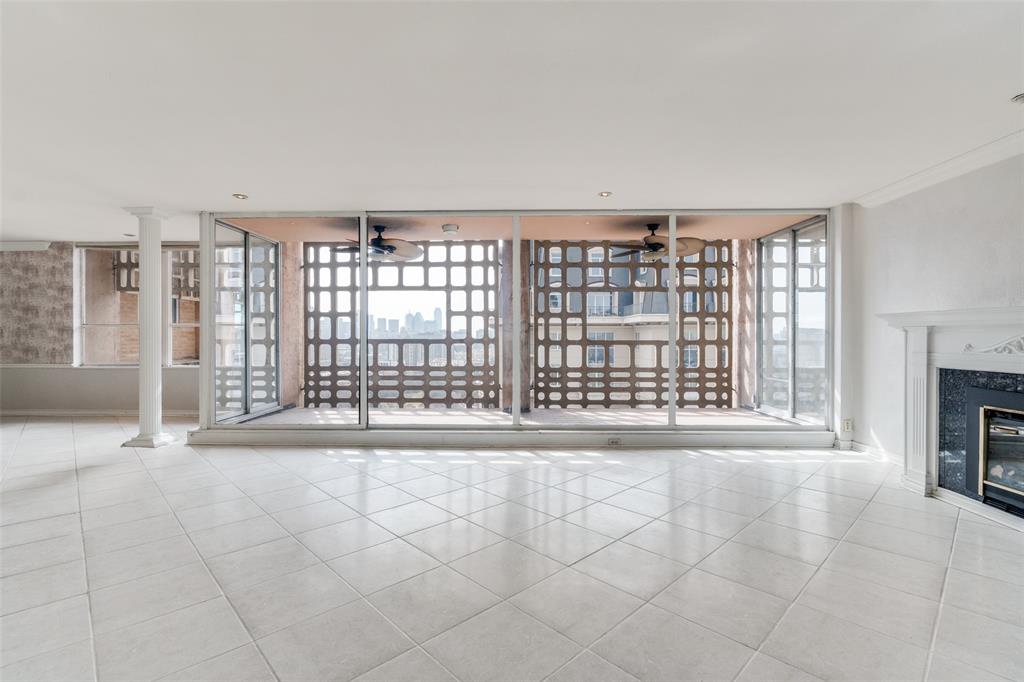 Condo 3525 - Residential