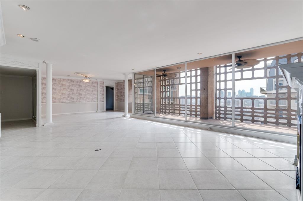 Condo 3525 - Residential