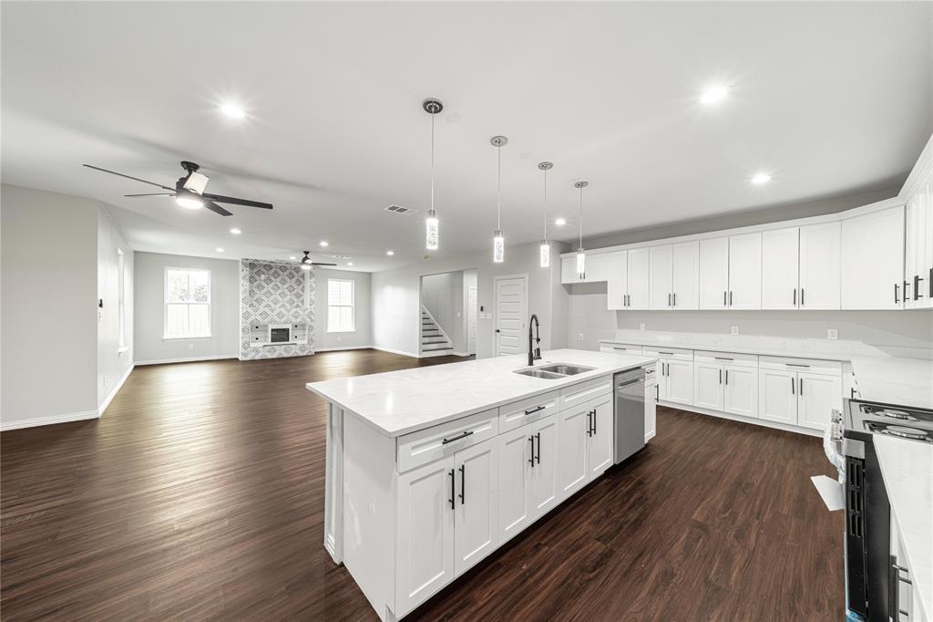 New construction opportunity in Dallas! This modern home delivers style, space, and value with a motivated seller ready to help make your move happen. Featuring quality finishes, a functional layout, and a location close to major Dallas corridors, this property stands out from the rest.

Seller is offering incentives and concessions to help buyers with affordability and closing costs. If you’re looking for a move-in-ready home with flexibility and strong value, this one deserves to be at the top of your list.

Schedule your showing today — this home is priced to move and won’t sit long.