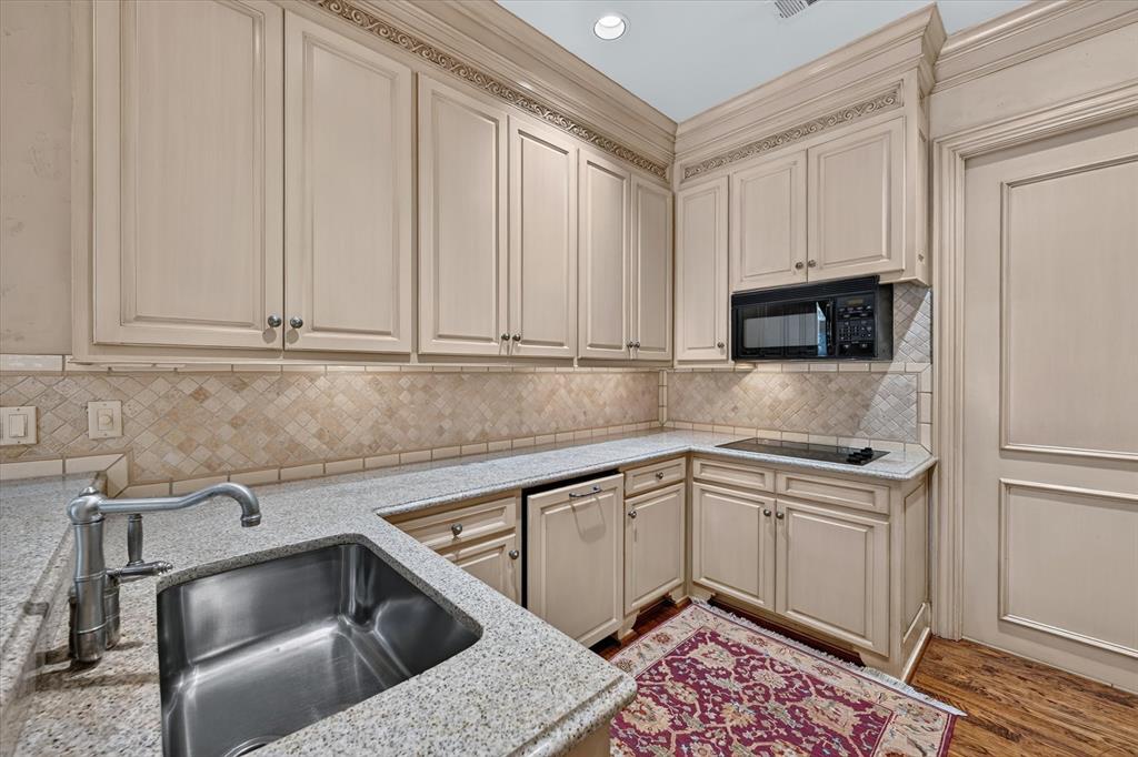 Plaza At Turtle Creek - Residential